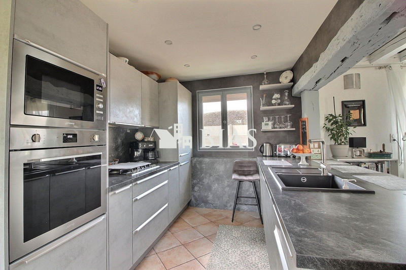 Maison - 160 m² - 5 pièces