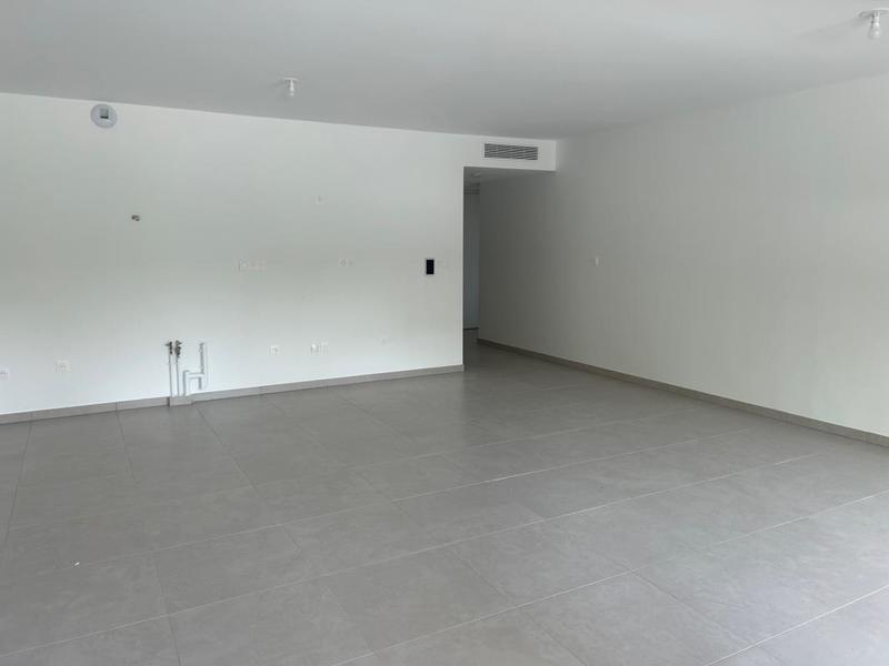 Appartement - 93 m² - 4 pièces