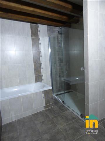 Appartement - 93 m² - 6 pièces