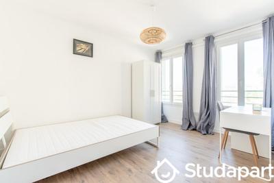 Chambre - 11 m² - 1 pièce