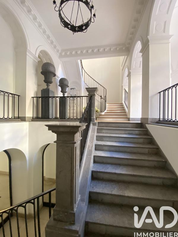 Appartement - 208 m² - 5 pièces