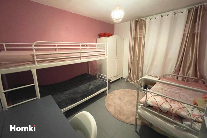 Appartement - 80 m² - 4 pièces