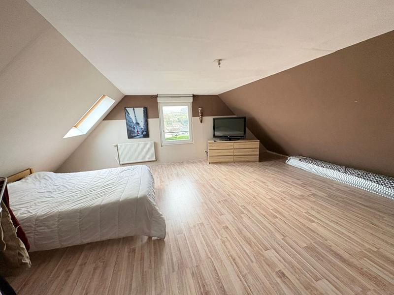 Maison - 140 m² - 7 pièces