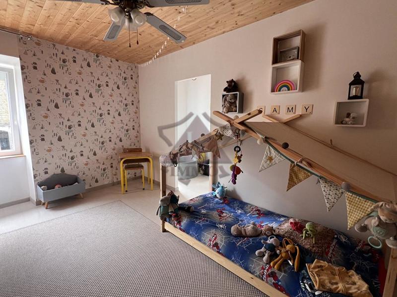 Maison de village - 187 m² - 5 pièces