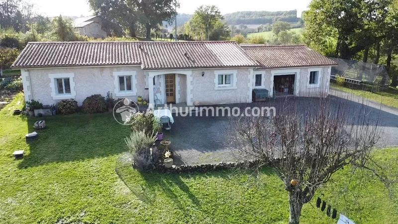 Maison - 127 m² - 5 pièces