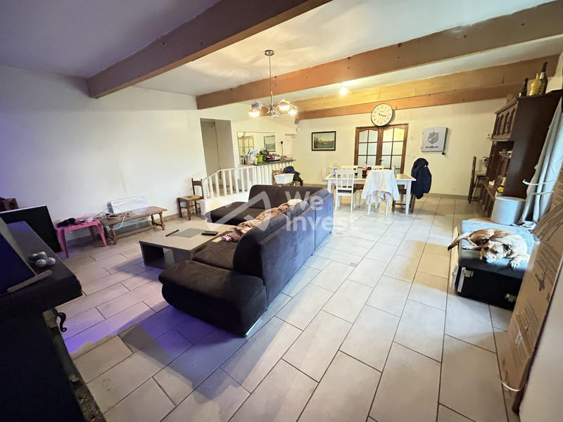 Maison - 250 m² - 8 pièces