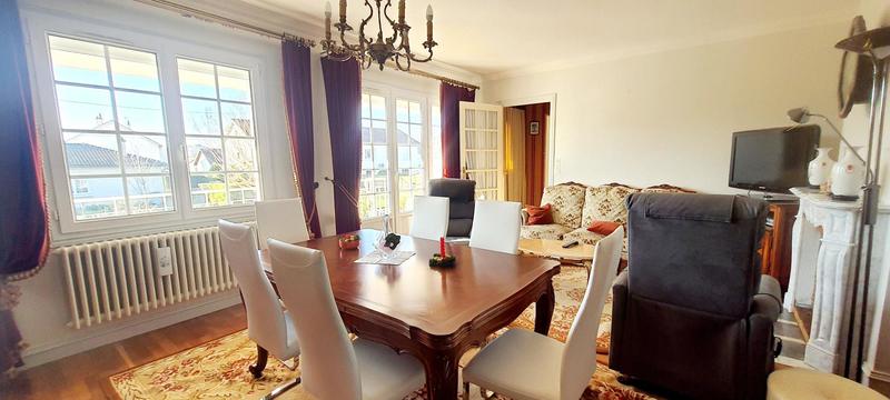 Maison - 148 m² - 6 pièces