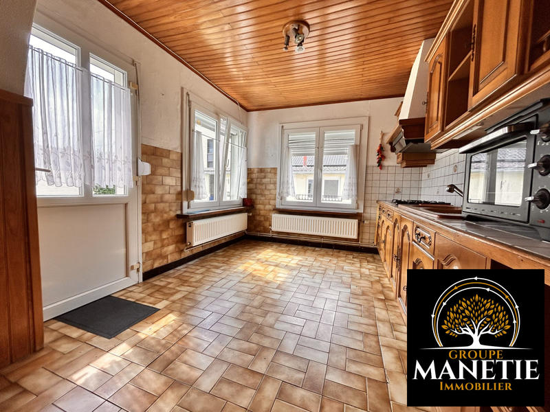 Maison - 80 m² - 8 pièces