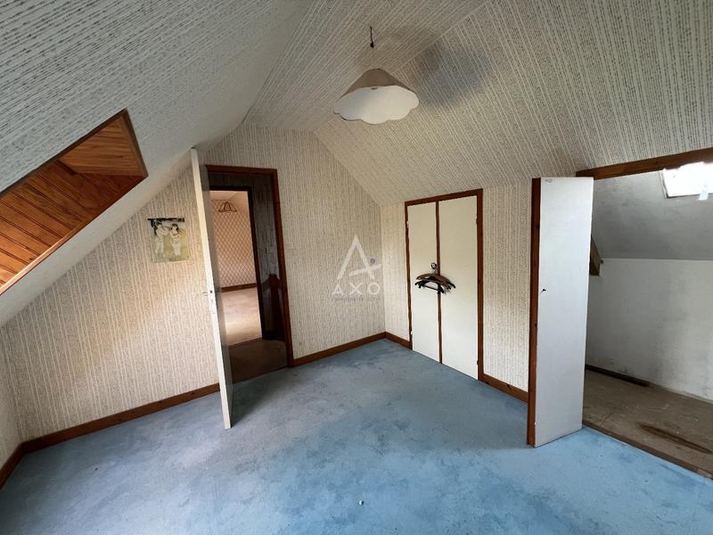 Maison - 210 m² - 8 pièces