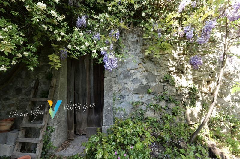 Maison - 427 m² - 17 pièces