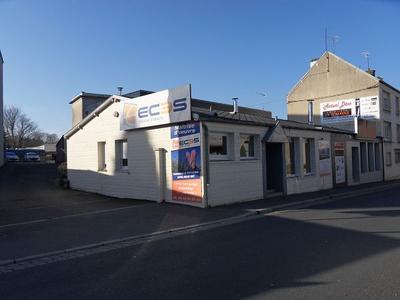 Local commercial - 118 m² - 6 pièces