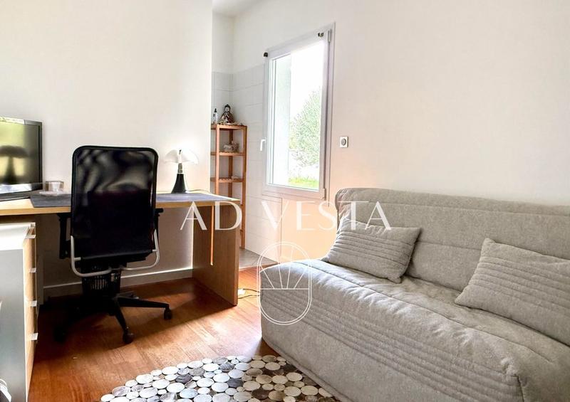 Maison - 166 m² - 6 pièces