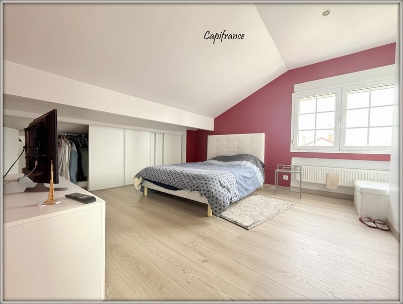 Maison - 143 m² - 7 pièces