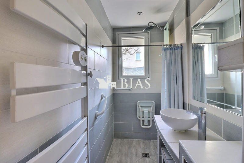 Maison - 75 m² - 5 pièces