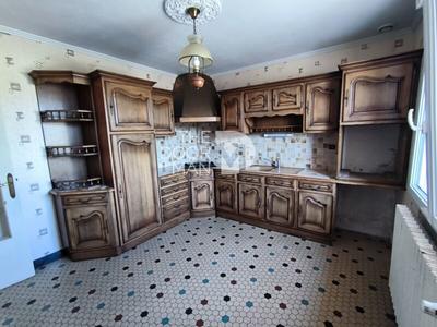 Pavillon - 90 m² - 5 pièces