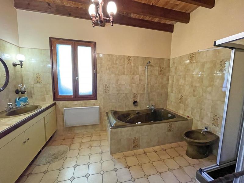 Maison - 140 m² - 3 pièces