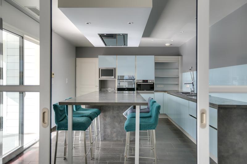 Maison - 210 m² - 7 pièces