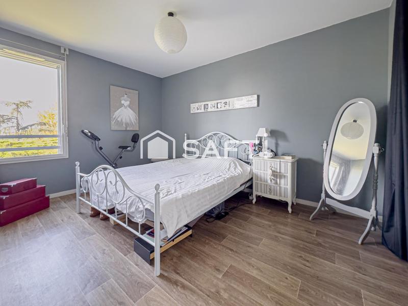 Appartement - 103 m² - 5 pièces