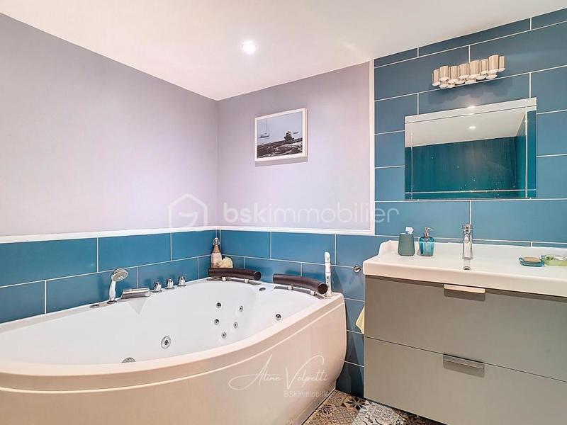 Maison en pierre - 133 m² - 5 pièces