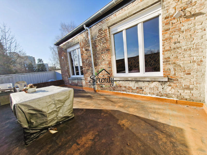 Maison ancienne - 300 m² - 10 pièces