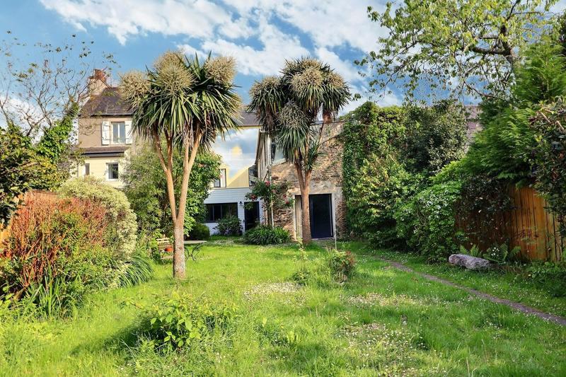 Maison - 289 m² - 8 pièces