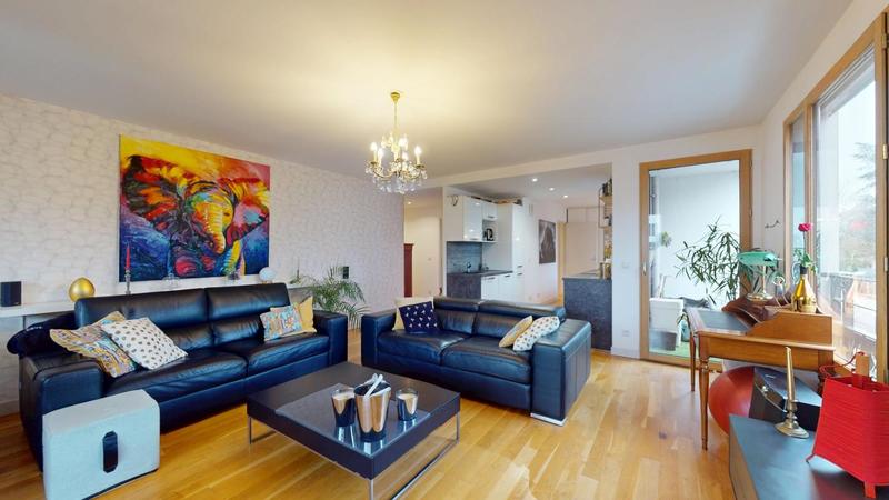 Appartement - 83 m² - 3 pièces