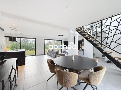 Maison - 116 m² - 5 pièces