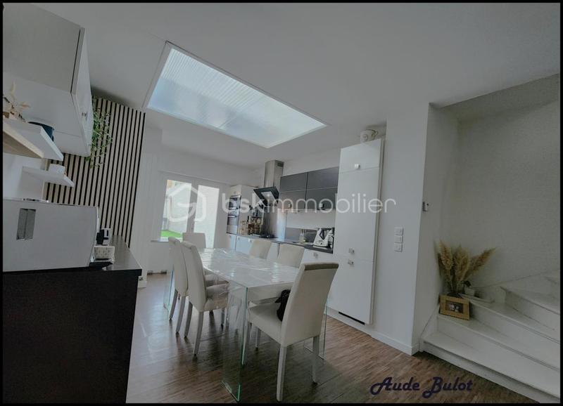 Maison - 83 m² - 4 pièces