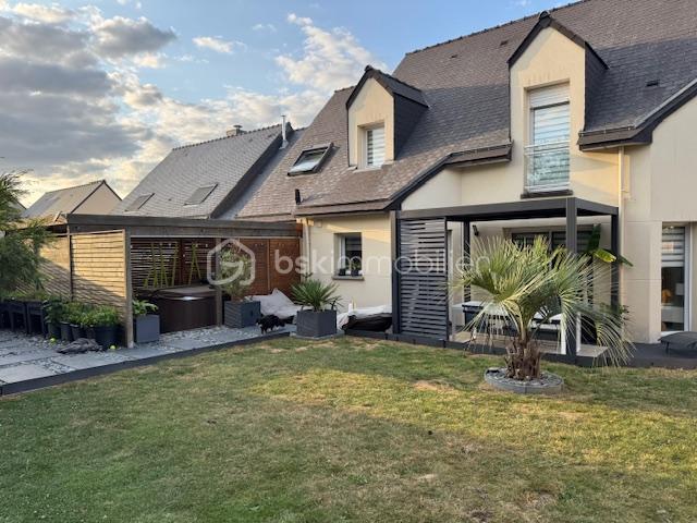 Maison traditionnelle - 135 m² - 6 pièces