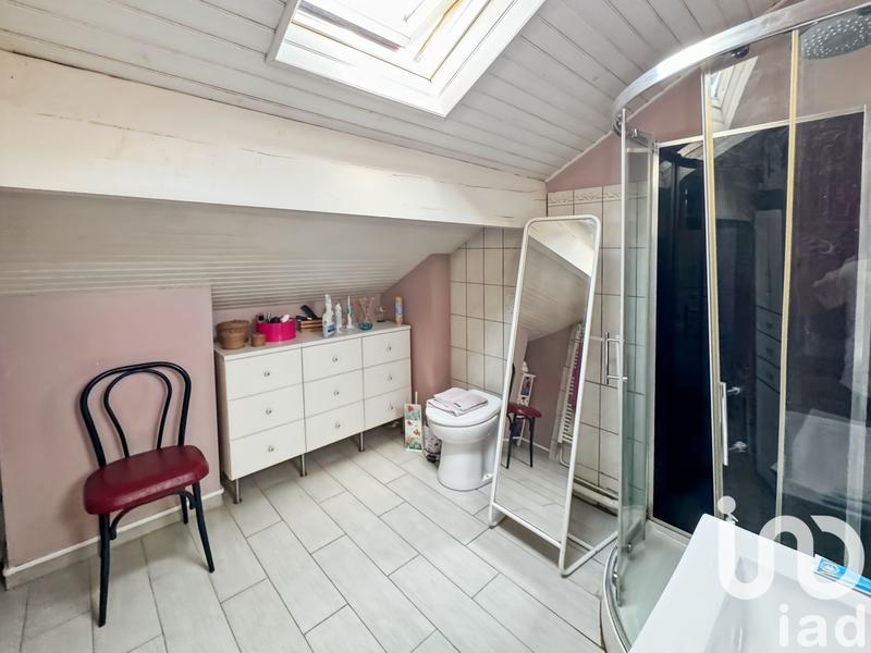 Maison - 104 m² - 6 pièces