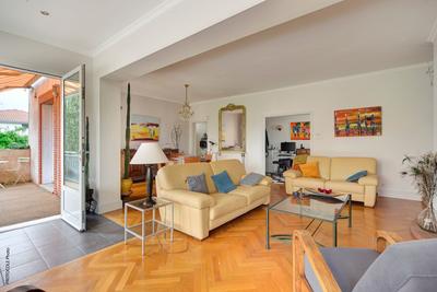 Maison - 157 m² - 5 pièces