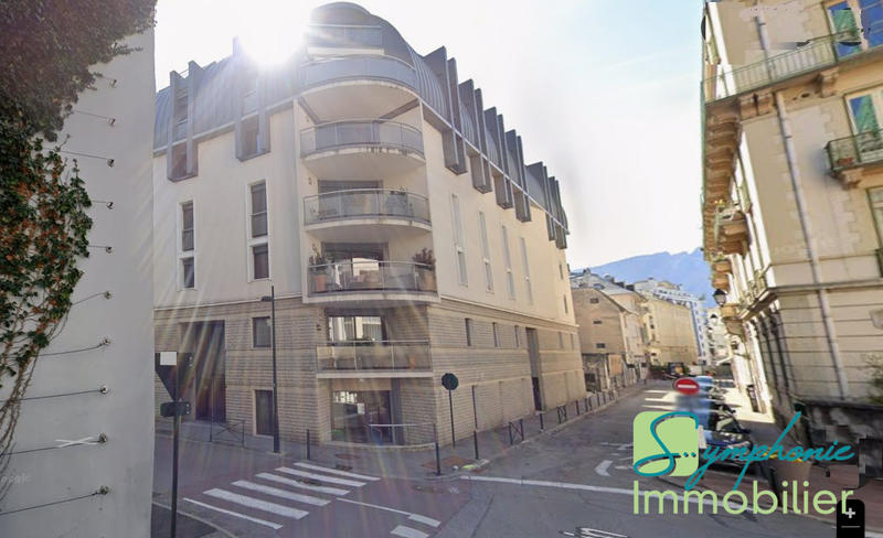 Bureau - 76 m² - 3 pièces