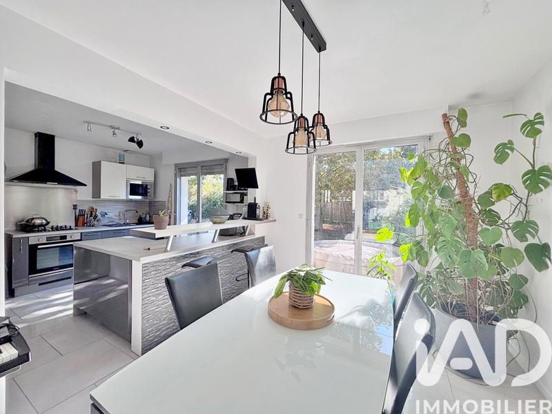 Maison - 125 m² - 5 pièces