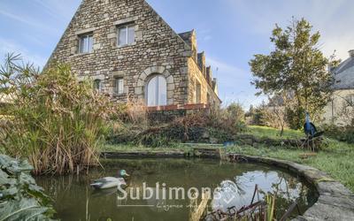 Maison - 224 m² - 7 pièces