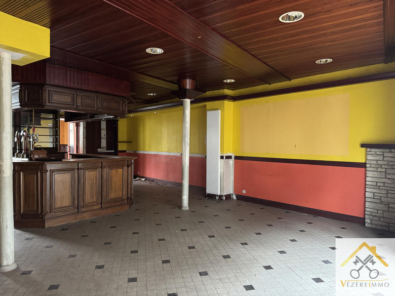 Local commercial - 160 m²