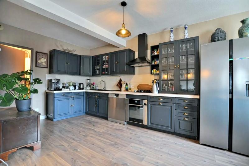 Appartement - 85 m² - 4 pièces