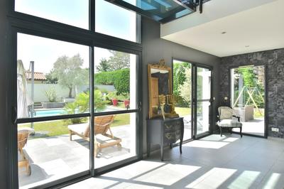 Maison - 210 m² - 7 pièces