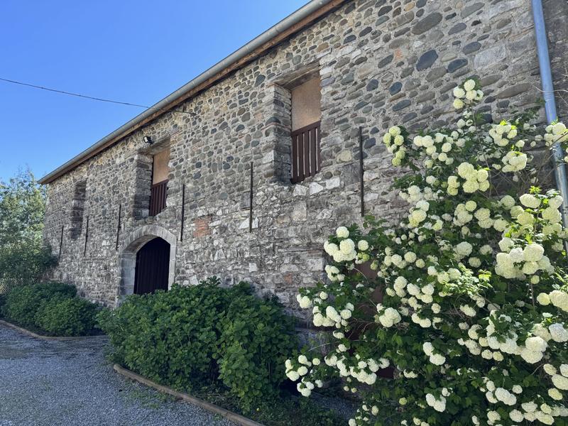 Maison - 281 m² - 10 pièces