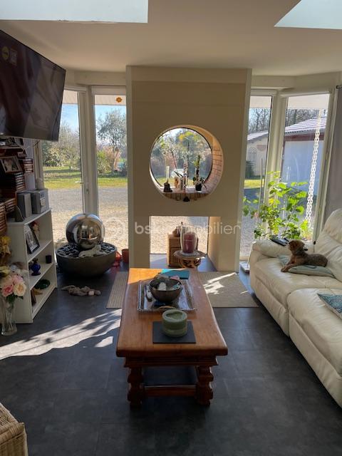 Maison - 104 m² - 4 pièces