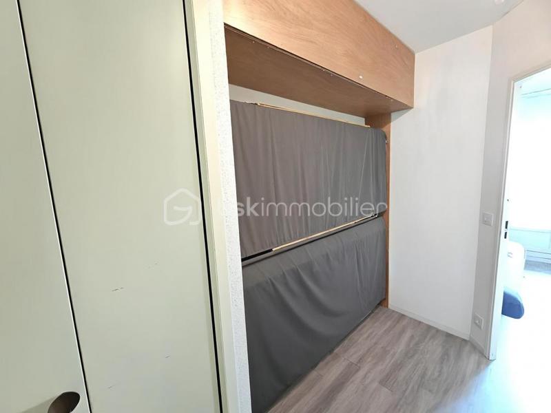 Studio - 15 m² - 1 pièce