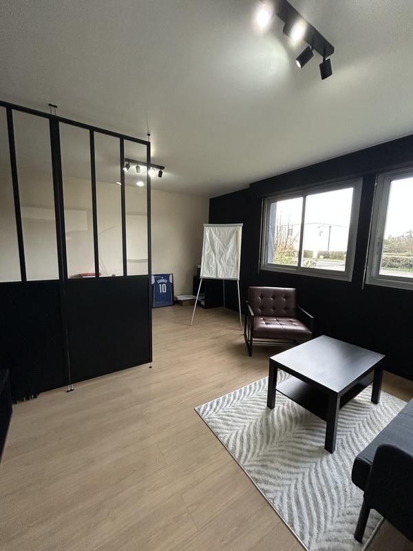 Bureau - 20 m² - 1 pièce