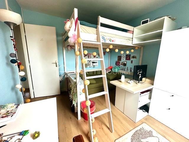 Maison - 75 m² - 5 pièces