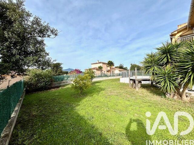 Appartement - 150 m² - 6 pièces