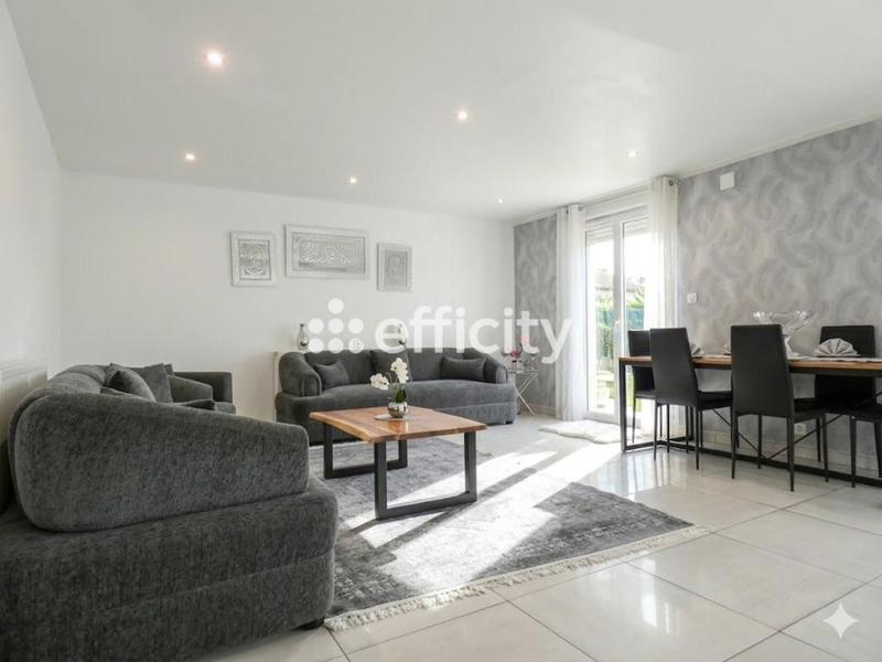 Appartement - 270 m² - 11 pièces