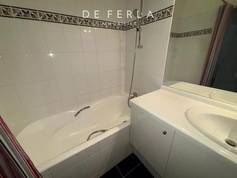 Appartement - 75 m² - 3 pièces