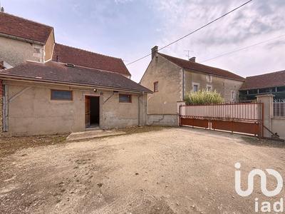 Maison de village - 111 m² - 5 pièces