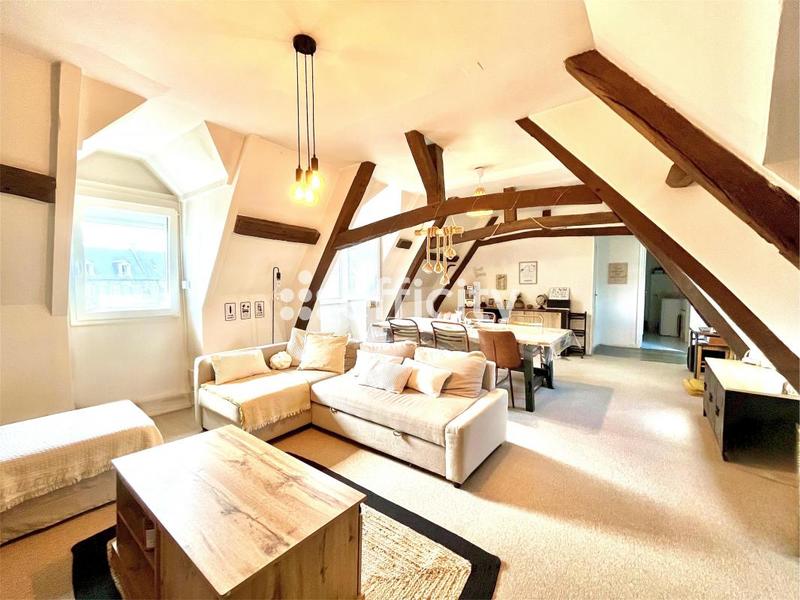 Appartement - 130 m² - 4 pièces