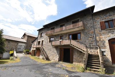 Maison en pierre - 135 m² - 6 pièces