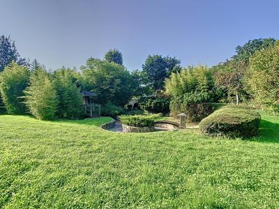 Maison de maîtres - 292 m² - 8 pièces