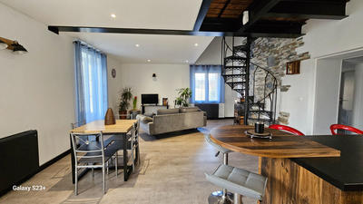 Maison - 105 m² - 4 pièces